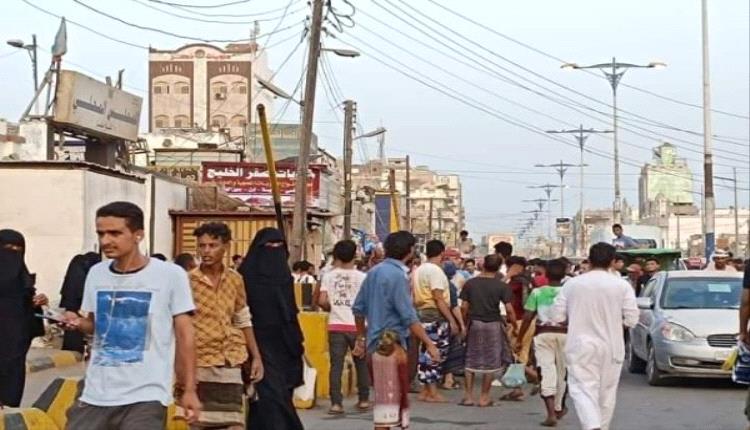 غياب الرقابة ينعش جشع التجار في العاصمة عدن