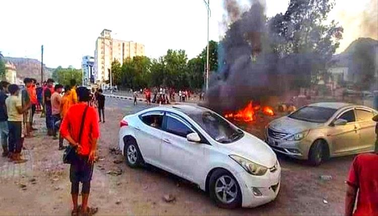 اتحاد نقابات عمال الجنوب: بركان غضب في القريب العاجل قادم نحو المعاشيق