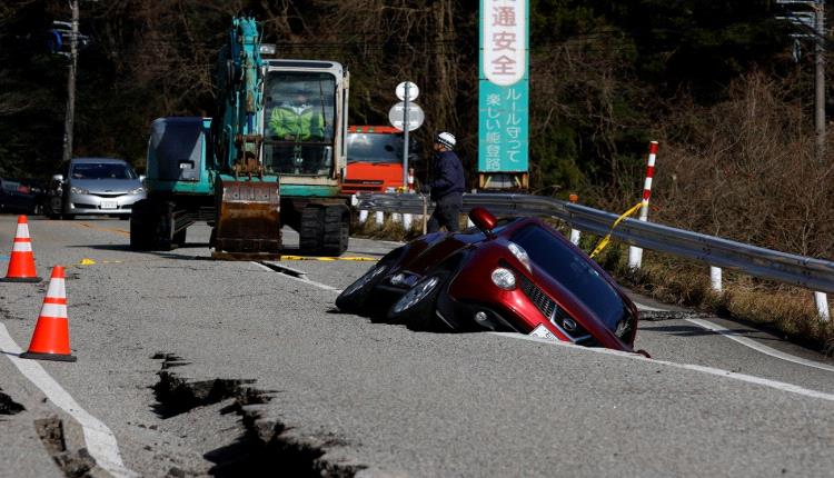 اليابان: الزلزال القوي حرّك الأرض لمسافة 1.3متر