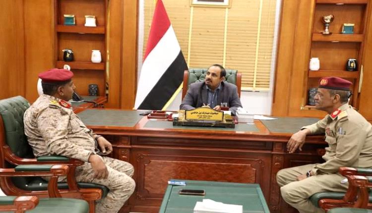 ماذا دار خلال لقاء محافظ حضرموت بقيادة المنطقة العسكرية الثانية؟ 