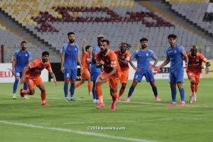 بيراميدز يعزز صدارة الدوري المصري بعبور سموحة في مباراة استثنائية