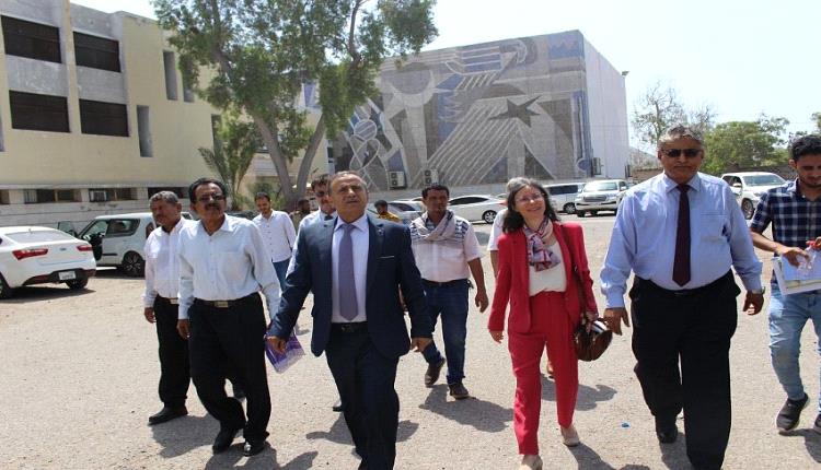 جامعة عدن تبحث مع السفيرة الفرنسية تعزيز التعاون الأكاديمي