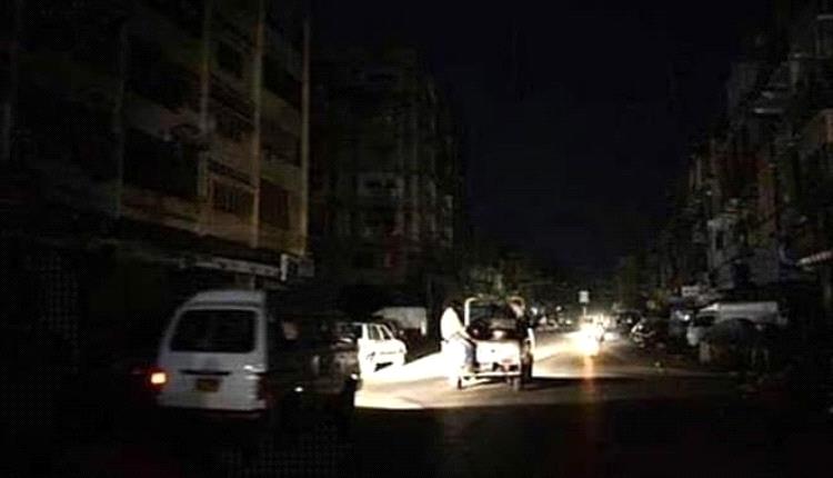 خروج ثلاث محطات كهرباء عن الخدمة في العاصمة عدن 