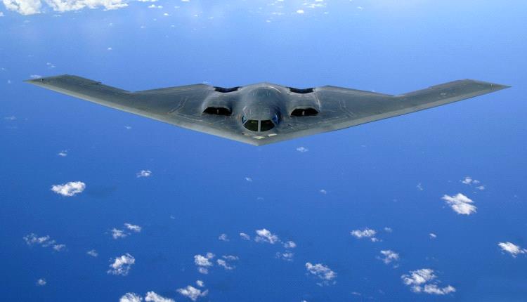 الشبح B-2".. لماذا قصفت أمريكا "الحوثيين" بأقوى طائرة في العالم؟
