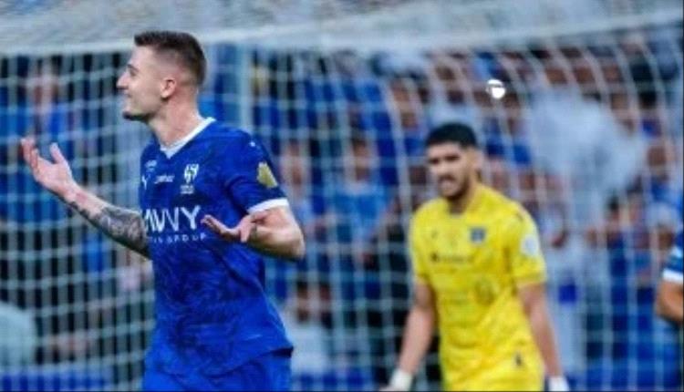 الهلال يواصل دهس خصومه بفوز جديد على التعاون في الدوري السعودي