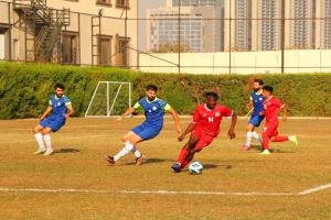 الأهلي يتعادل مع الصناعة العراقي وديا