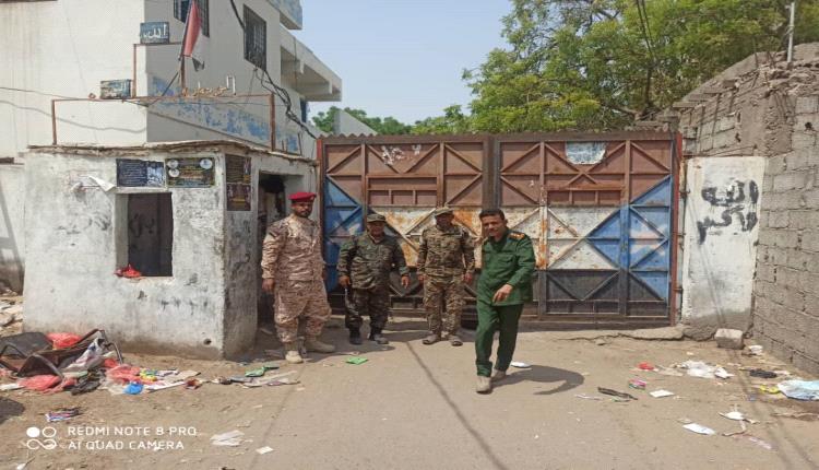 ضبط موظف حكومي بلحج يقوم بالنصب والاحتيال على الشباب والفتيات